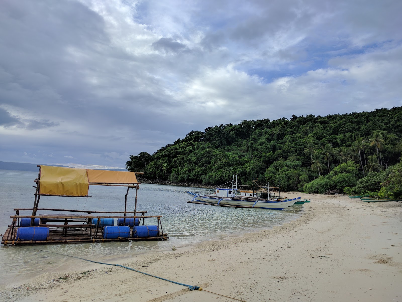 Tambaron Green Beach Resort photo #8