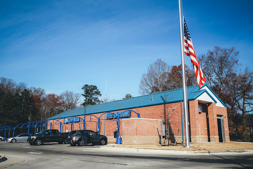 Car Wash «Rip Tide Car Wash», reviews and photos, 2214 E Little Creek Rd, Norfolk, VA 23518, USA