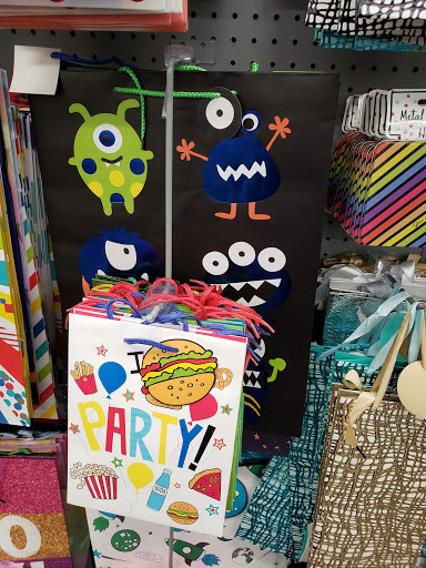 Variety Store «Five Below», reviews and photos, 1417 S Main Chapel Way, Gambrills, MD 21054, USA