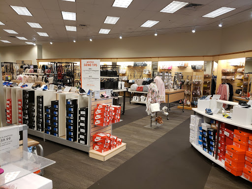 Shoe Store «DSW Designer Shoe Warehouse», reviews and photos, 16920 SW 72nd Ave, Tigard, OR 97224, USA