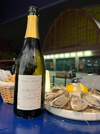 Champagne du Restaurant français Le Bocal, l’Etal de la poissonnerie des halles à Reims - n°1