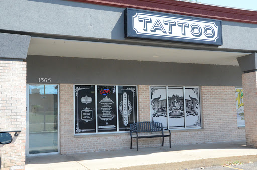 Find skull tattoo idea for your next unique tattoo in South Elgin at Famous Street Tattoo