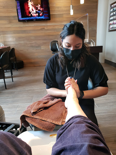 Hair Salon «Neroli Salon & Spa», reviews and photos, 327 E St Paul Ave, Milwaukee, WI 53202, USA