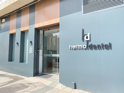 Hermo Dental en Boiro, A Coruña
