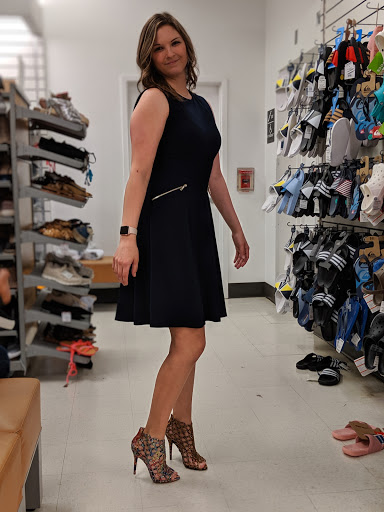 Shoe Store «DSW Designer Shoe Warehouse», reviews and photos, 385 Washington St, Boston, MA 02108, USA