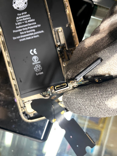 Cell Phone Store «Phone Geek Cellular Repair», reviews and photos, 6125 S Sheridan Rd, Tulsa, OK 74133, USA