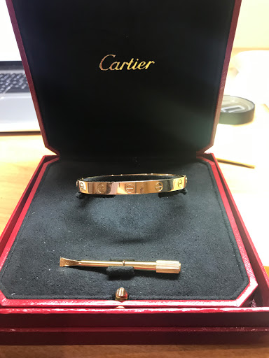 Jewelry Store «Queen May», reviews and photos, 523 Lafayette St, Cape May, NJ 08204, USA