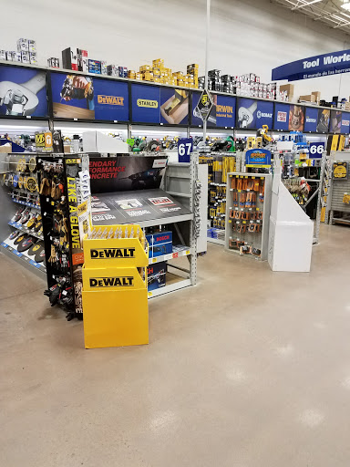 Shopping Mall «Hazleton Park Shopping Center», reviews and photos, 200 Weis Ln, West Hazleton, PA 18202, USA