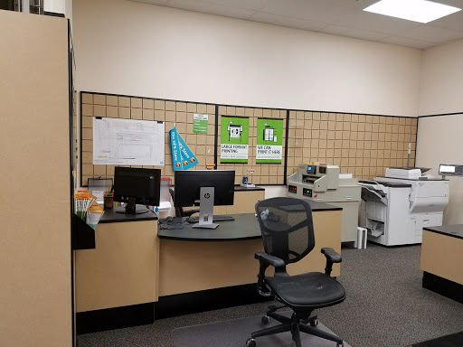 Shipping and Mailing Service «The UPS Store», reviews and photos, 3155 Bluestem Dr #102, West Fargo, ND 58078, USA
