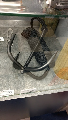 Sporting Goods Store «Big 5 Sporting Goods - Tracy», reviews and photos, 3200 Naglee Rd #300, Tracy, CA 95376, USA