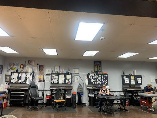 Tattoo Shop «Fat Kat Tattoo & Body Piercing», reviews and photos, 9920 Beach Blvd, Jacksonville, FL 32246, USA