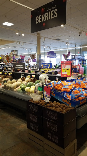 Grocery Store «Stop & Shop», reviews and photos, 31-06 Farrington St, Flushing, NY 11354, USA