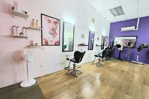Annez Hair Studio image