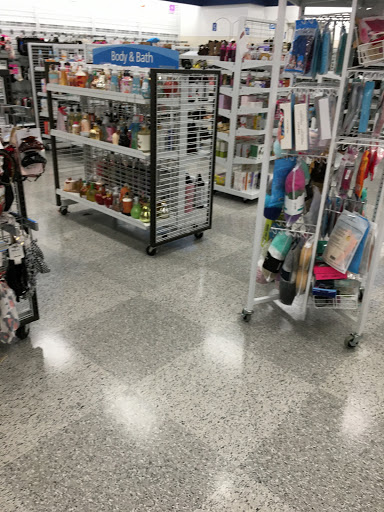 Clothing Store «Ross Dress for Less», reviews and photos, 14251 Farm to Market 2920, Tomball, TX 77377, USA