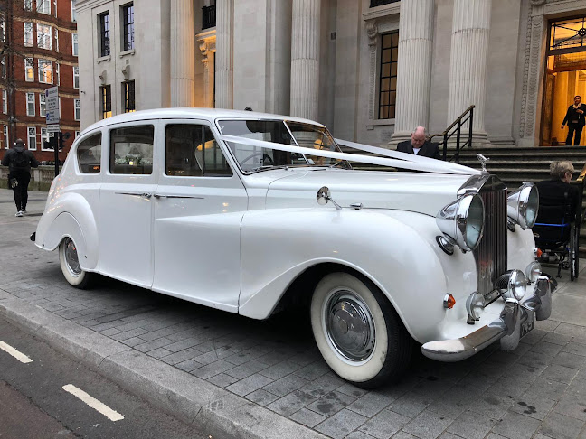 Reviews of Wedding Car Hire London - Lux Wedding Car in London - Car rental agency
