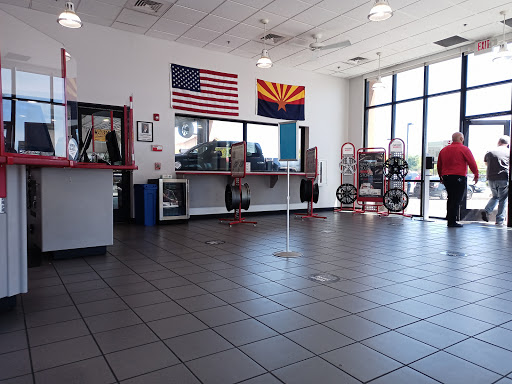 Tire Shop «Discount Tire Store - Queen Creek, AZ», reviews and photos, 21505 S Ellsworth Loop, Queen Creek, AZ 85142, USA