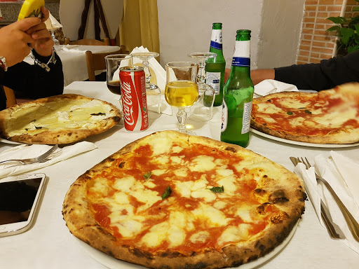 Pineta Pizza in Castel Volturno, Provincia di Caserta