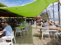 Atmosphère du Bar-restaurant à huîtres Huîtres Fines du Cap-Ferret Serge Castaing à Lège-Cap-Ferret - n°14