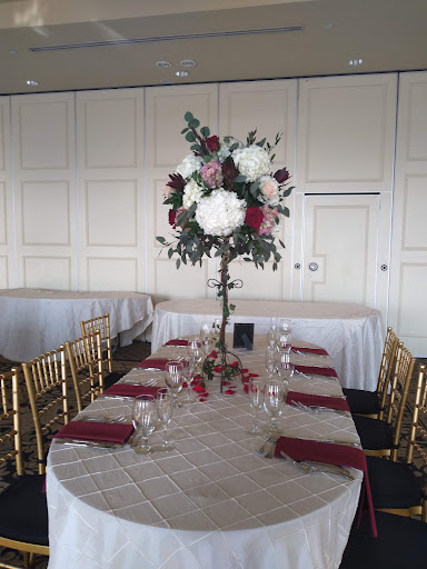 Flowers by Emil, 7305 18th Ave, Brooklyn, NY 11204, USA, 