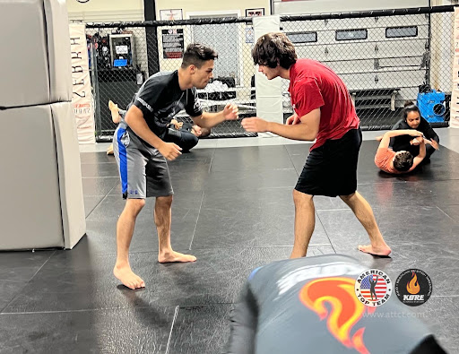 Martial Arts School «American Top Team Connecticut BJJ, MMA, Muay Thai Danbury, CT», reviews and photos, 16 Beaver Brook Rd #3, Danbury, CT 06810, USA