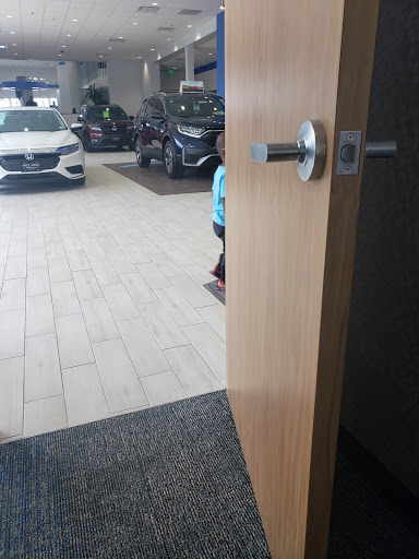 Honda Dealer «Mile High Honda», reviews and photos, 2777 S Havana St, Aurora, CO 80014, USA