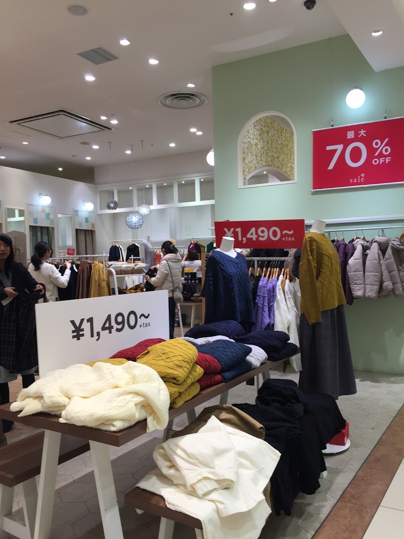 Earth Music Ecology アリオ蘇我店 千葉県千葉市中央区川崎町 婦人服店 ブティック グルコミ