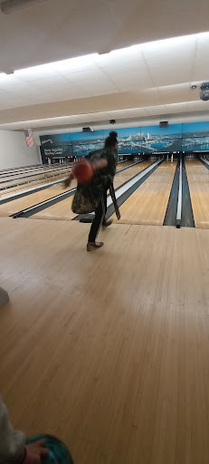 Bowling Alley «North Versailles Bowling Centre», reviews and photos, 356 Lincoln Hwy, North Versailles, PA 15137, USA