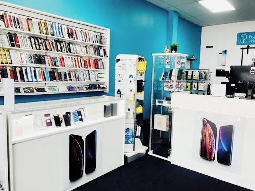 Electronics Repair Shop «Fixtronics - Cell Phone & Electronics Repair», reviews and photos, 1908 E Belt Line Rd, Carrollton, TX 75006, USA