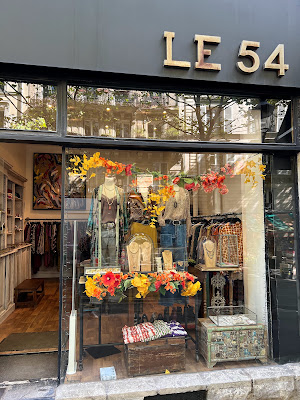 LE 54 à Paris