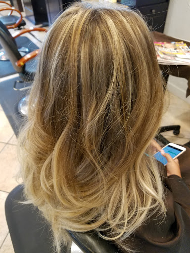 Beauty Salon «All About Me», reviews and photos, 32 Palmetto Bay Rd A13, Hilton Head Island, SC 29928, USA