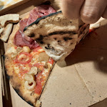 Photo n°1 de l'avis de Vanessaa. fait le 27/10/2023 à 18:24 sur le  Yo Pizza à Desenzano del Garda