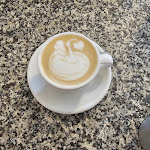 Photo n°3 de l'avis de Shadi.h fait le 27/07/2023 à 00:22 sur le  annelies à Berlin