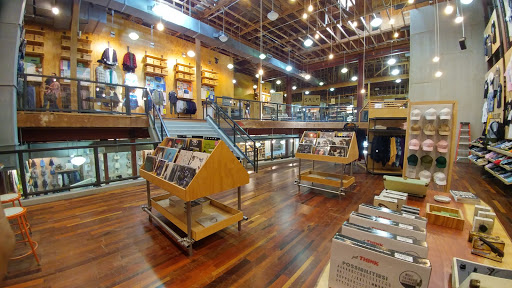 Clothing Store «Urban Outfitters», reviews and photos, 962 Monterey St, San Luis Obispo, CA 93401, USA