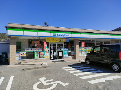 ファミリーマート 飛騨古川新栄町店