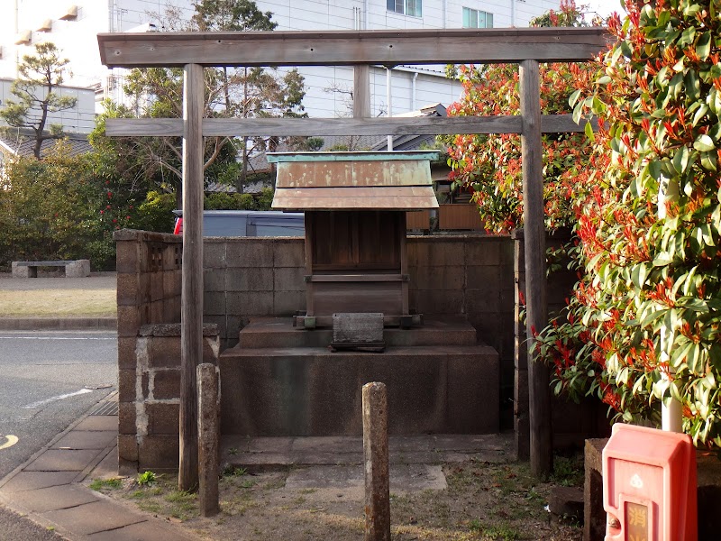三楠八幡神社
