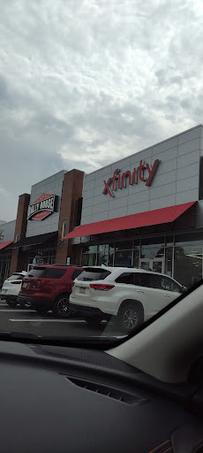 Shoe Store «DSW Designer Shoe Warehouse», reviews and photos, 782 Bethlehem Pike a, North Wales, PA 19454, USA