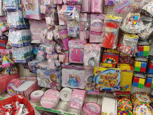 Dollar Store «Dollar Tree», reviews and photos, 58729 Columbia River Hwy, St Helens, OR 97051, USA