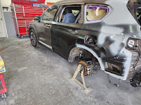 E&L Auto Body Shop - Photo 7 - Car repair in Cape Coral, FL, Cape Coral