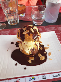 Profiterole du Restaurant Le Bugatti à Châtelaillon-Plage - n°2