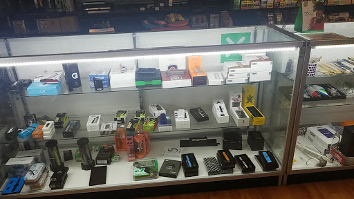 Vaporizer Store «High Life Smoke Shop Columbia», reviews and photos, 631 Harden St, Columbia, SC 29205, USA