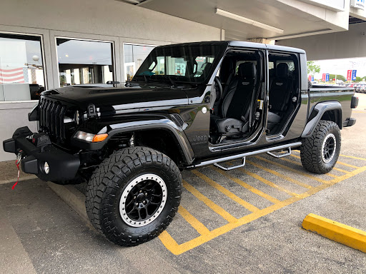 Car Dealer «Yaklin Chrysler Dodge Jeep RAM», reviews and photos, 1550 W Kingsbury St, Seguin, TX 78155, USA