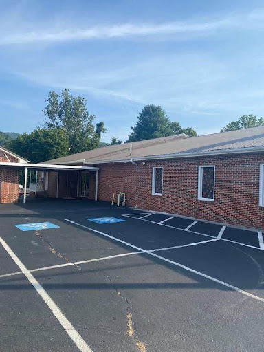 Roofing Contractor «Davis Brothers Roofing and Sheet Metal Fabricators, Inc.», reviews and photos, 305 Messick Ave, Church Hill, TN 37642, USA