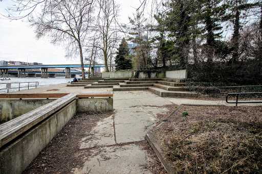 Tourist Attraction «Fish Ladder Park Grand Rapids», reviews and photos, 560 Front Ave NW, Grand Rapids, MI 49504, USA