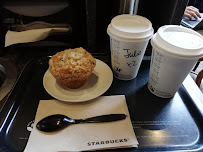 Muffin du Restaurant servant le petit-déjeuner Starbucks à Paris - n°5