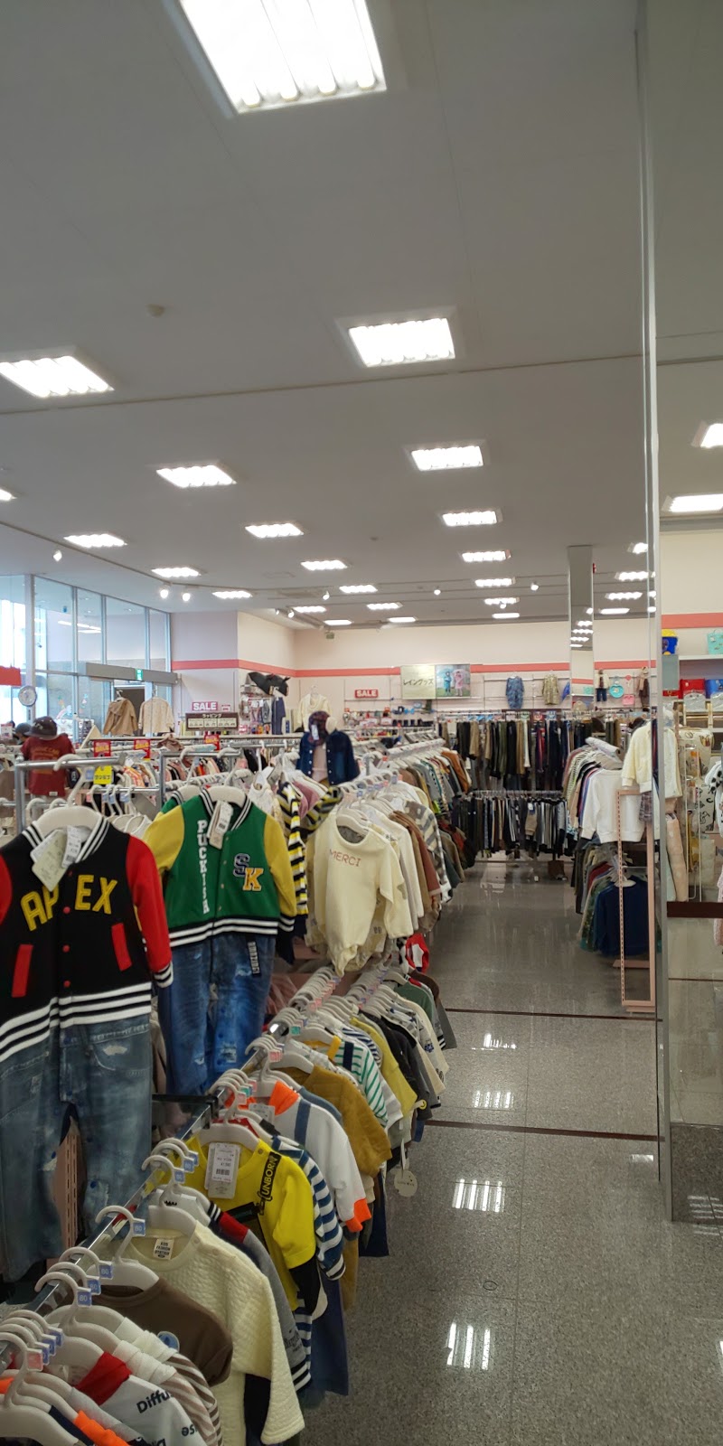 バースデイ 久留米店 福島県郡山市久留米 ベビー用品店 衣料品 グルコミ