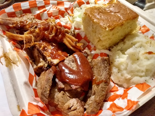 Barbecue Restaurant «Brew Hawg BBQ & Brewing Co», reviews and photos, 665 N Tustin St, Orange, CA 92867, USA