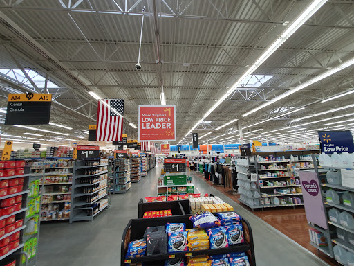 Department Store «Walmart Supercenter», reviews and photos, 145 Hill Carter Pkwy, Ashland, VA 23005, USA
