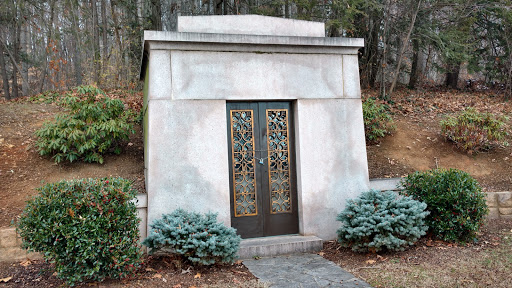 Funeral Home «Oak Hill Funeral and Cremation Services», reviews and photos, 800 Truxton Dr, Kingsport, TN 37660, USA