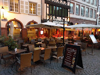 Atmosphère du Restaurant de spécialités alsaciennes Muensterstuewel à Strasbourg - n°8