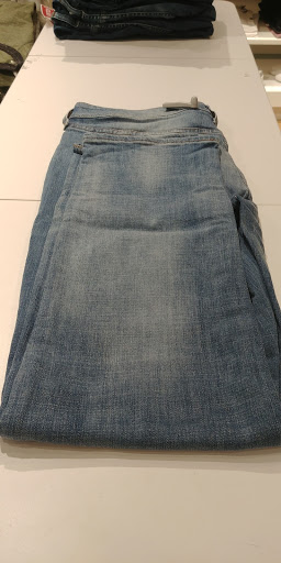 Clothing Store «Express», reviews and photos, 160 N Gulph Rd, King of Prussia, PA 19406, USA